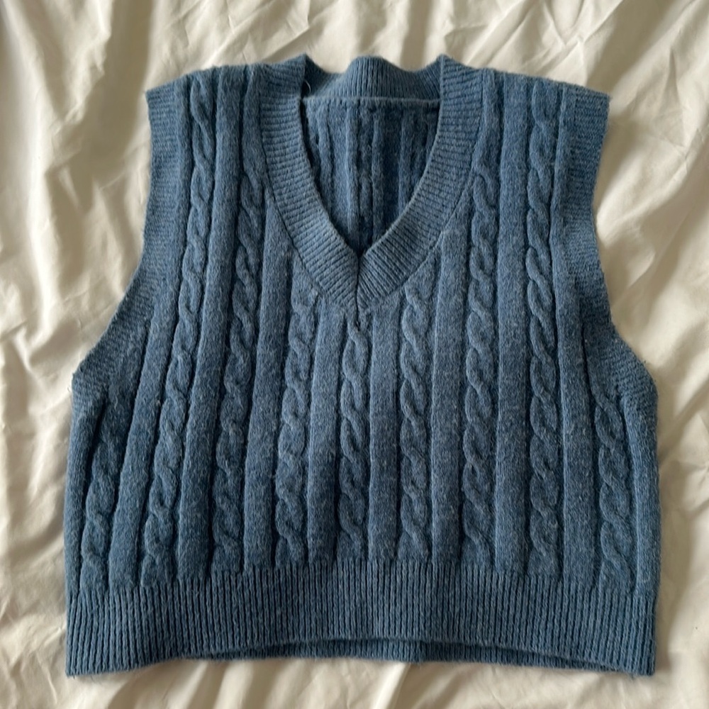 cropped cable knit sweater vest